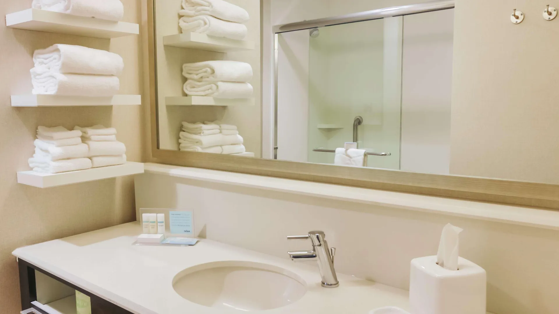 Hampton Inn & Suites Charlotte/Ballantyne, Nc
