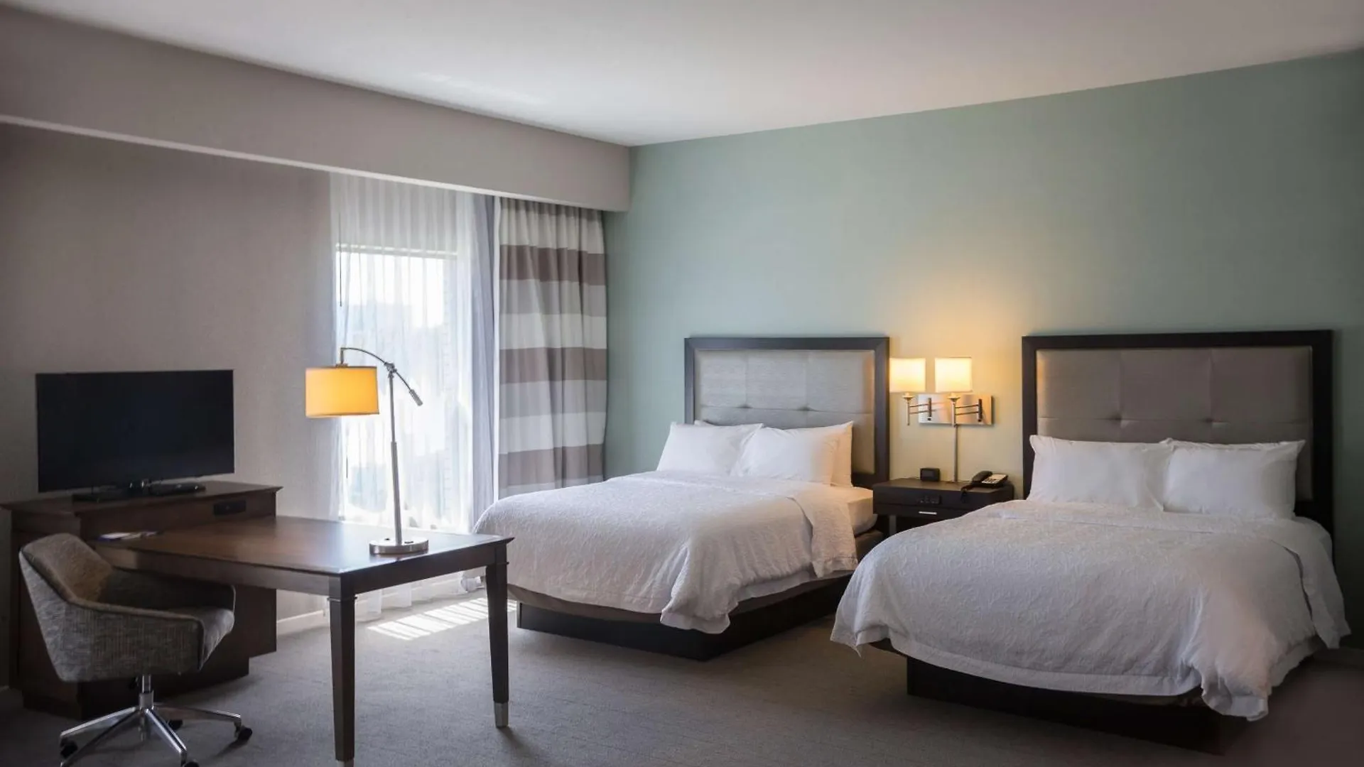 Hampton Inn & Suites Charlotte/Ballantyne, Nc Hotel